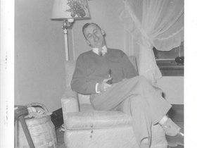 1954 Mar. 3rd - Dad on 7th anniv - "taken by mommy".jpg